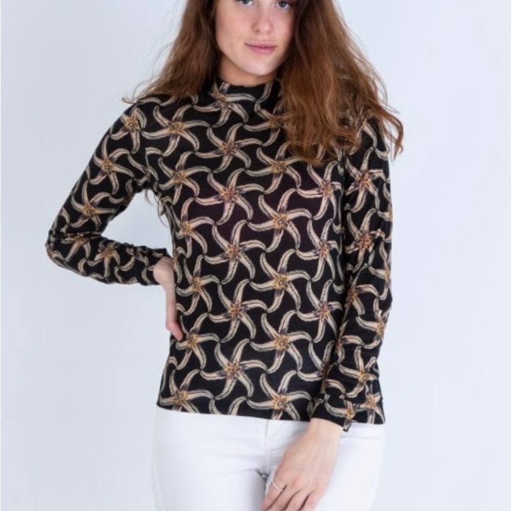 SCOTCH & SODA
Maison Scotch Starfish Print Thin High Neck Top Black/taupe